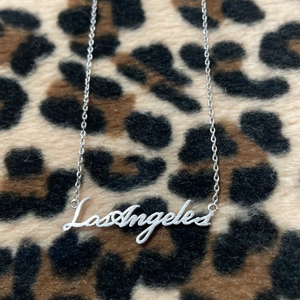 LOS ANGELES Script Pendant Necklace Silver Plated Brass Metal California Jewelry - Picture 1 of 10